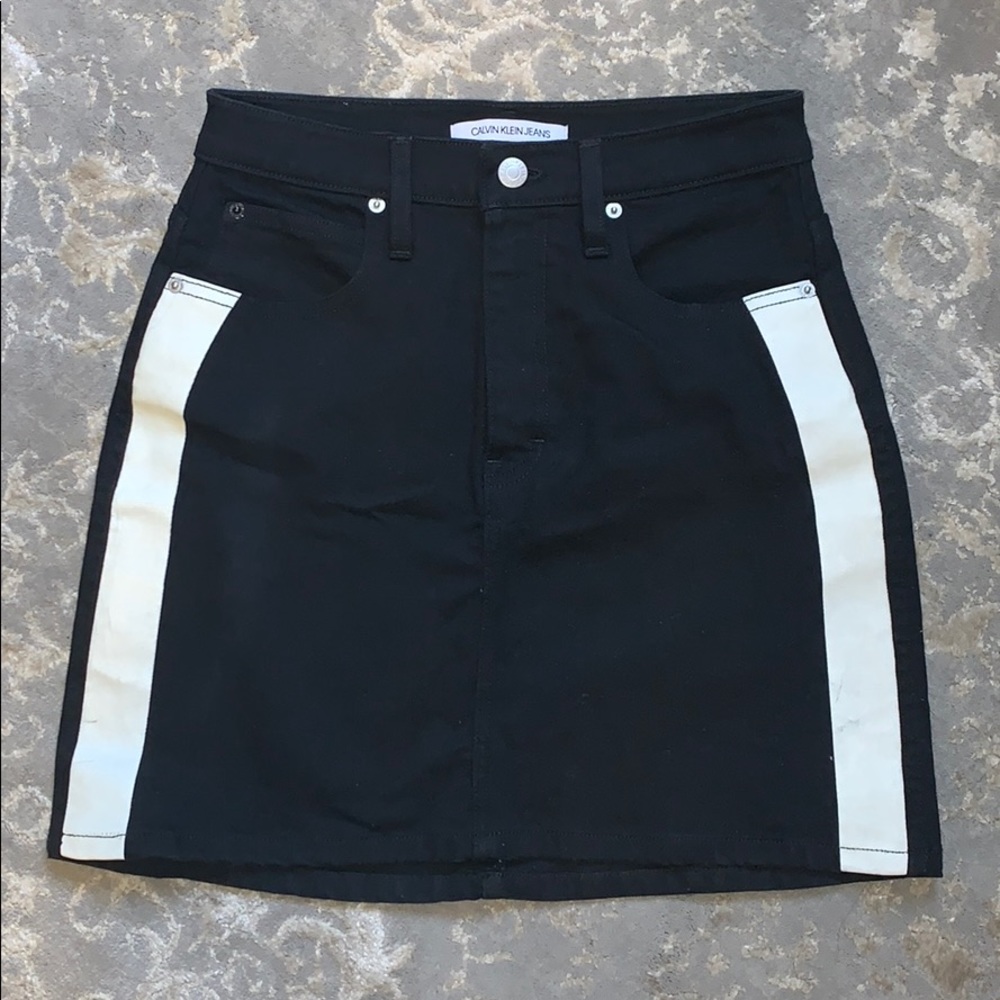 Calvin Klein skirt FINAL SALE CLOSING CLOSET